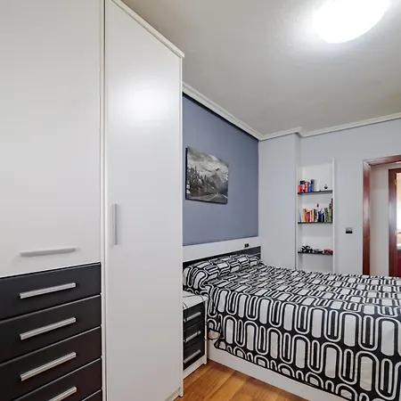El Soto Apartment